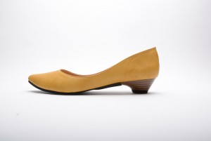 【公式】レディース靴の通販 shop kilakila（キラキラ）本店ブログ　おしゃれなとんがりポインテットトゥのフラットシューズ