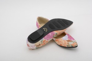 【公式】レディース靴の通販 shop kilakila（キラキラ）本店ブログ　とんがりレインぺたんこパンプス