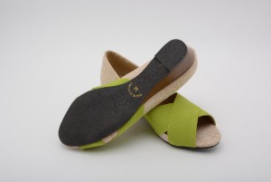 【公式】レディース靴の通販 shop kilakila（キラキラ）本店　美脚ウェッジヒールサンダル