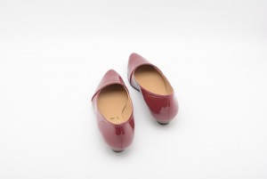 【公式】レディース靴の通販 shop kilakila（キラキラ）本店　とんがりシンプルなポインテッドトゥパンプス 