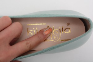 【公式】レディース靴の通販 shop kilakila（キラキラ）本店　防水オペラレインパンプス