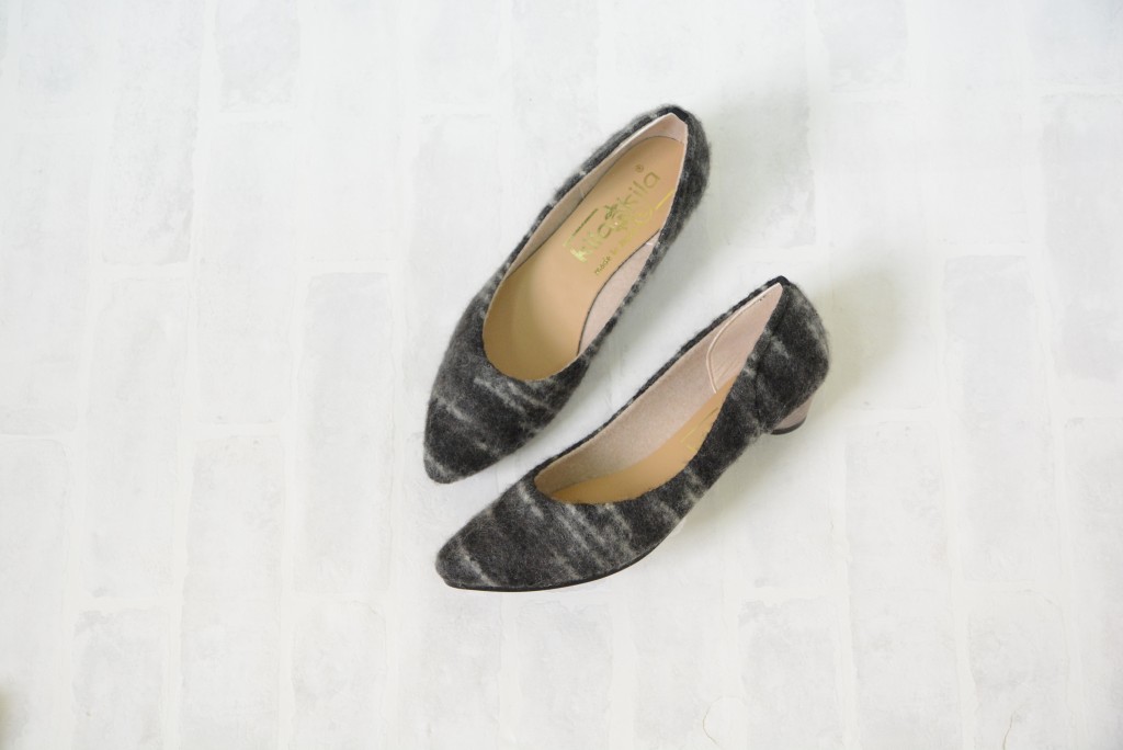 【公式】レディース靴の通販 shop kilakila 本店　フェルト調素材のポインテッドトゥぺたんこパンプス